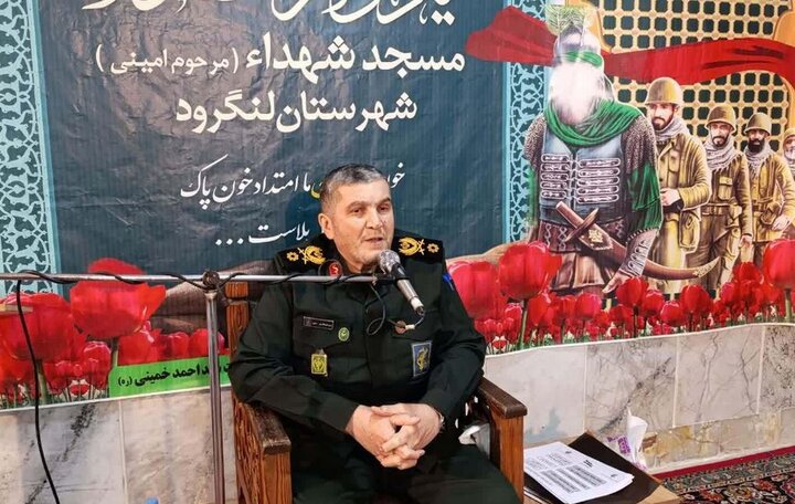سردار حزنی: شهدا تربیت یافته مساجد هستند