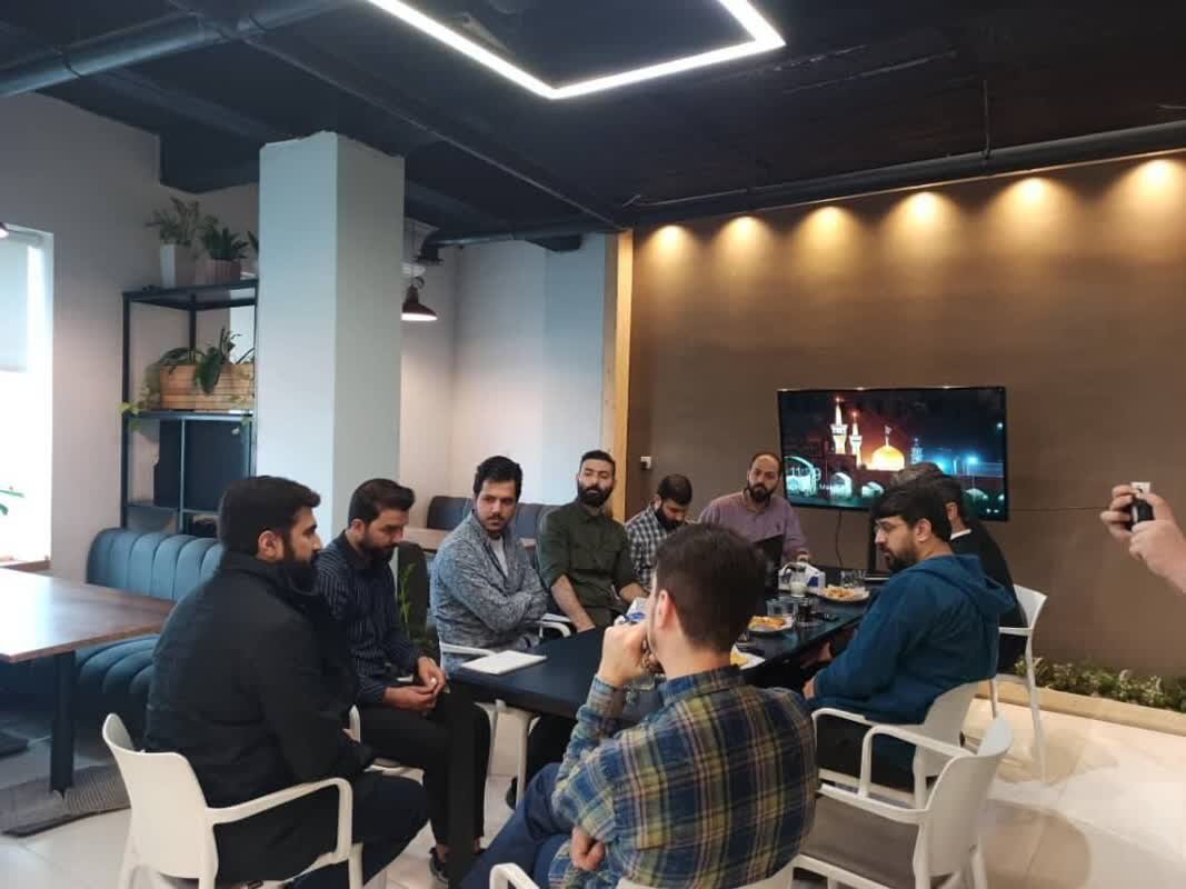 السينما المقاومة تحط رحالها في بغداد: تعاون استراتيجي بين مهرجان أفلام المقاومة ومؤسسة البصیرة السينما المقاومة تحط رحالها في بغداد: تعاون استراتيجي بين مهرجان أفلام المقاومة ومؤسسة البصیرة