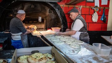 Pita çörəyi Kosovonun Prizren şəhərində iftar süfrələrinin vacib hissəsidir.