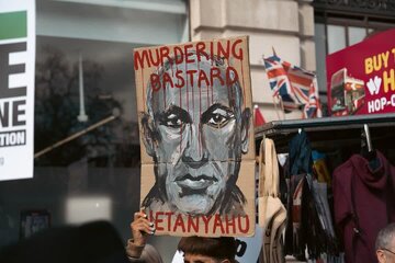 Gambar| Demonstrasi Solidariti Bersama Rakyat Palestin Yang Tertindas Di London