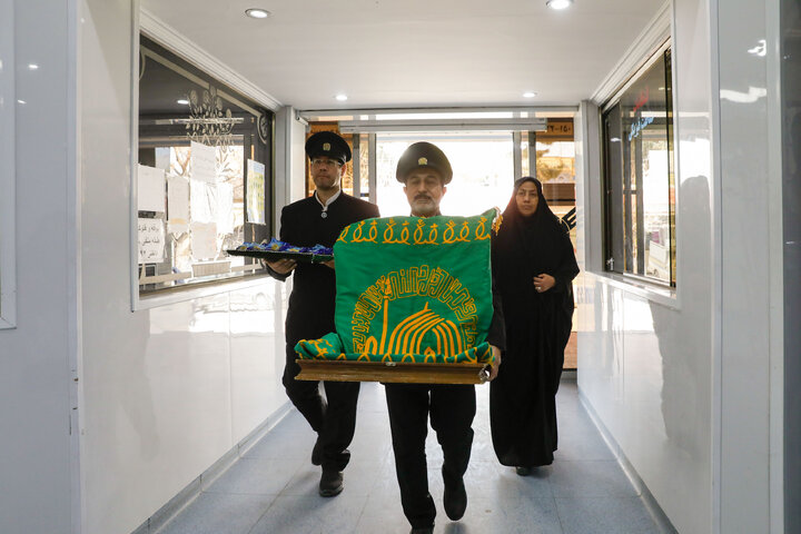 گزارش تصویری | حضور خدام حرم مطهر رضوی در بیمارستان 22 بهمن