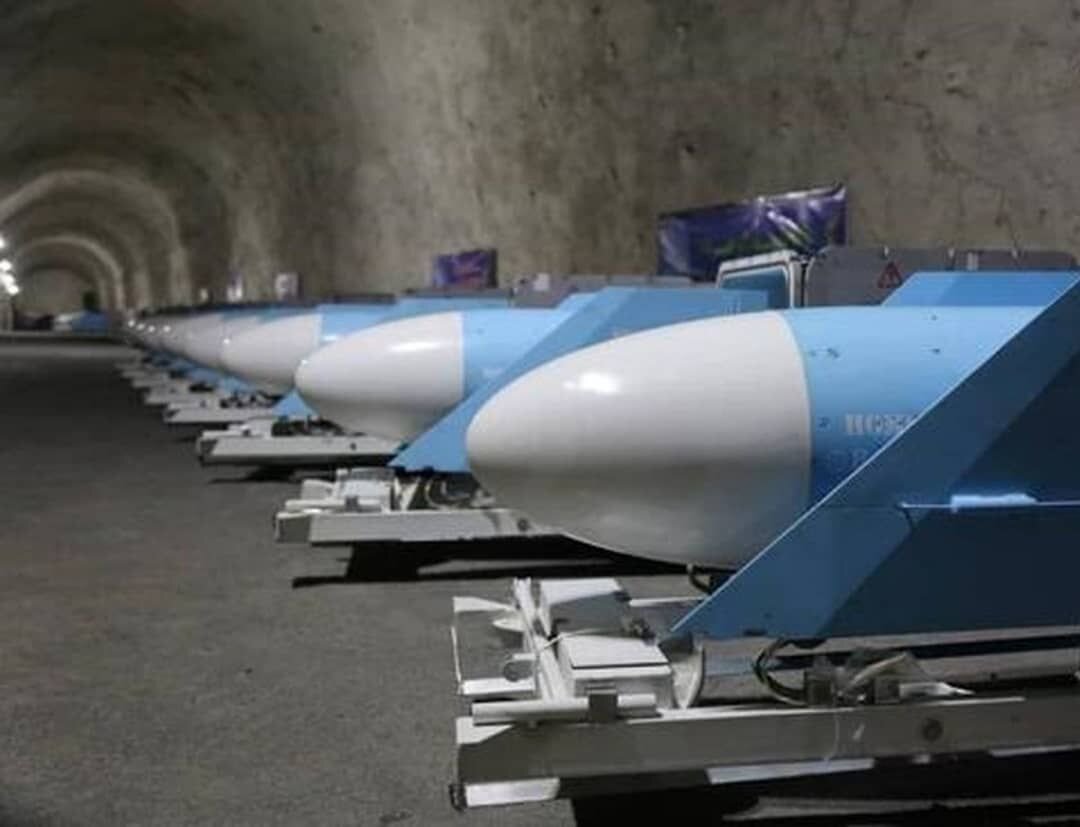 အီရန် အစ္စလာမ်မစ် ပြည်သူ့သမ္မတ နိုင်ငံ ရေတပ် နှင့် လေတပ်တို့ကို အမြင့်ဆုံးသတိ အနေအထားတွင် ရှိနေ ရန် အမိန့် ထွက် အီရန် အစ္စလာမ်မစ် ပြည်သူ့သမ္မတ နိုင်ငံ ရေတပ် နှင့် လေတပ်တို့ကို အမြင့်ဆုံးသတိ အနေအထားတွင် ရှိနေ ရန် အမိန့် ထွက်