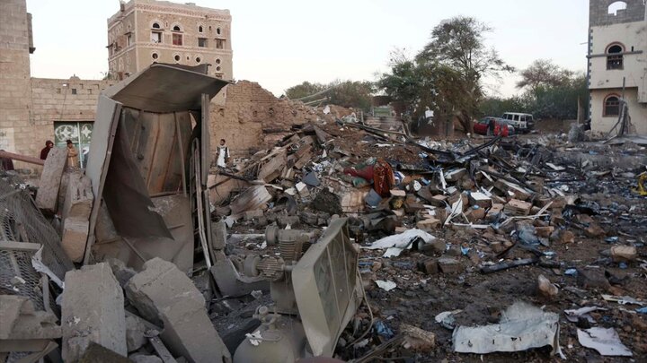 حملات هوایی آمریکا به یمن