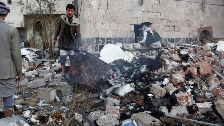 حملات هوایی آمریکا به یمن