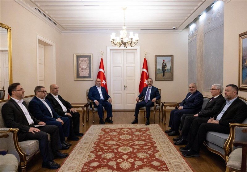 Hûrgiliyên hevdîtina şanda Hamasê ya bi Wezîrê Derve yê Tirkiyê re Hûrgiliyên hevdîtina şanda Hamasê ya bi Wezîrê Derve yê Tirkiyê re