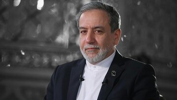 Аракчи: Мы готовы к войне, но мы не ищем войны. Отсутствие переговоров с Америкой обусловлено опытом, а не упрямством.
