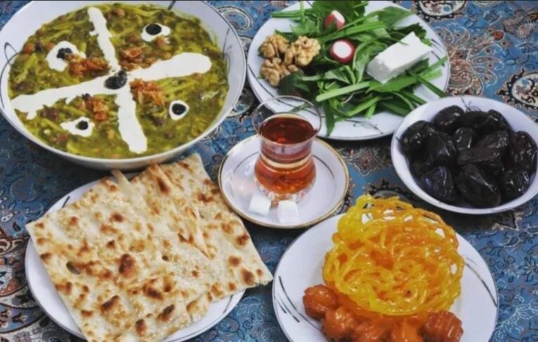 رمضان في إيران..شهر الرحمة والعبادة والتواصل الأسري