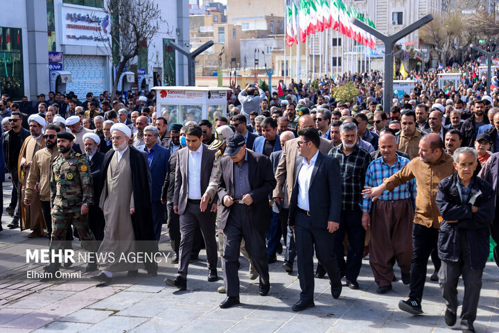 Li Senendecê meşa Roja Qudsê ya