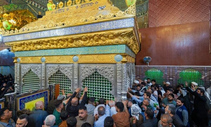 Thousands of Shia pilgrims commemorate International Day of Support for Imamain Askariyyain in Samarra