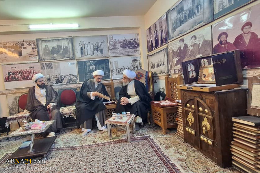 دبیرکل مجمع جهانی اهل بیت(ع) از مرکز اسناد نجف اشرف بازدید کرد