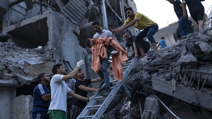Bölgede Batı-İbrani Suçlarının Devamı; ABD'nin Yemen'e Saldırısından İsrail'in Şafak Baskınında 30 Filistinlinin Şehit Edilmesine Kadar