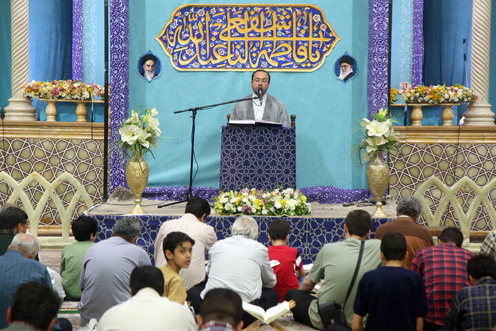تقرير مصور/ ختمة قرآنية بعنوان "التلاوة الفاطمية" في حرم السيدة المعصومة (ع)