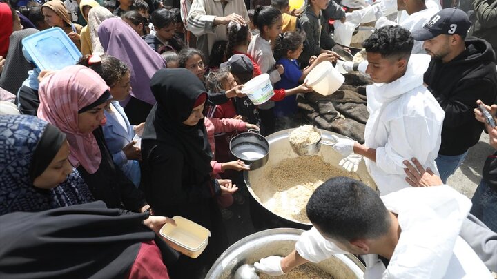 گزارش تصویری | بحران غذا در اردوگاه پناهندگان النصیرات در بخش مرکزی غزه