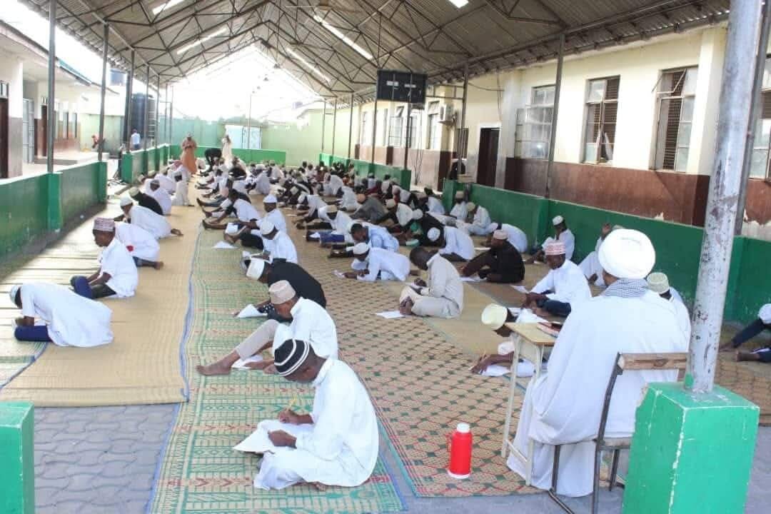 Majukumu ya Mwanalimu na Mwanafunzi (1)