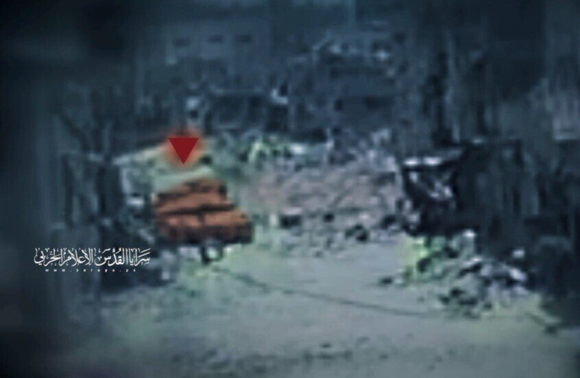 فیديو | سرايا القدس تعرض مشاهد من زراعة وتفجير عبوة بدبابة صهيونية بحي الشجاعية