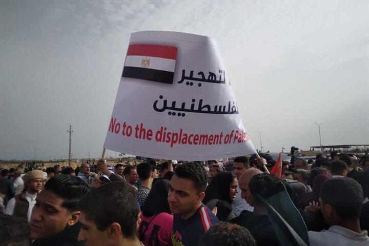 تقرير مصور/ مظاهرات حاشدة بالعريش المصرية تندد بجرائم الكيان الصهيوني بحق الفلسطينيين