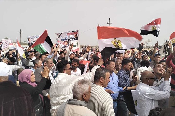 تقرير مصور/ مظاهرات حاشدة بالعريش المصرية تندد بجرائم الكيان الصهيوني بحق الفلسطينيين