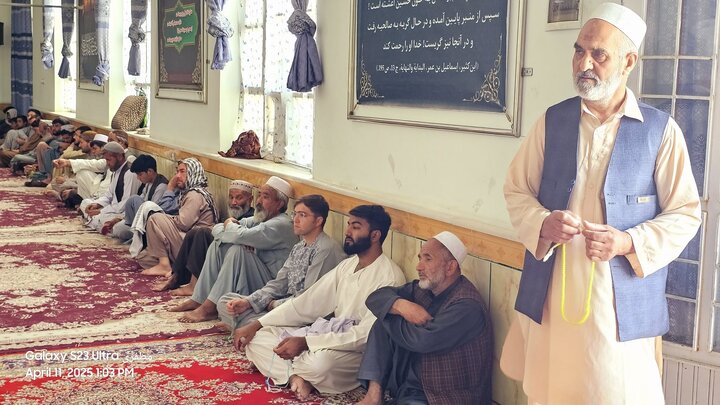 گزارش تصویری | نماز جمعه شیعیان افغانستان در استان هلمند