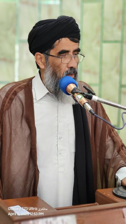 گزارش تصویری | نماز جمعه شیعیان افغانستان در استان هلمند