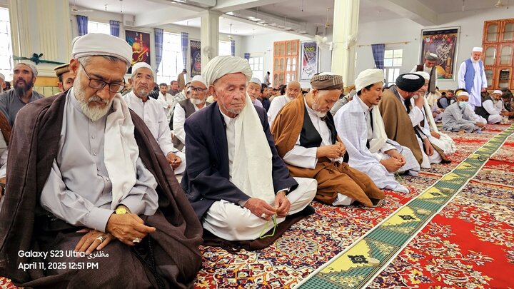 گزارش تصویری | نماز جمعه شیعیان افغانستان در استان هلمند