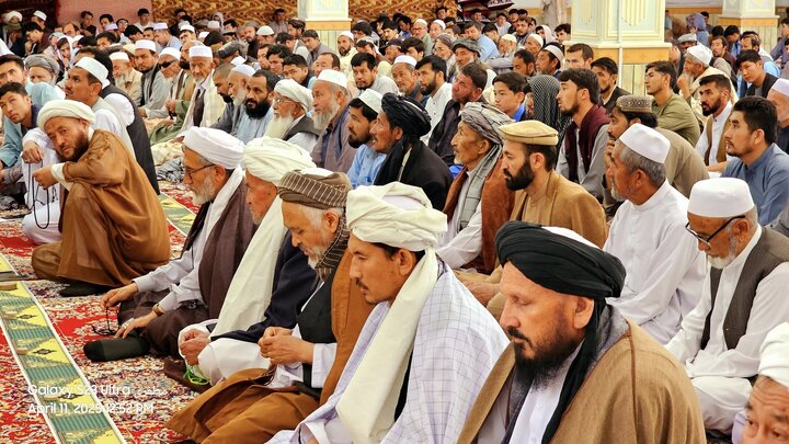 گزارش تصویری | نماز جمعه شیعیان افغانستان در استان هلمند