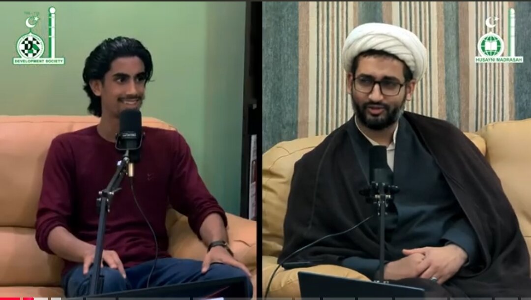 Ulinganisho kati ya Maisha ya Seminari (Hawza) za Kiislamu na Maisha ya Vyuo Vikuu vya Kisekula (Kidunia).