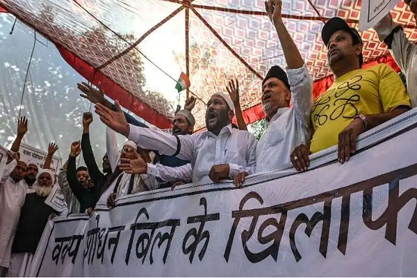 India: attivisti cattolici affermano che il disegno di legge indiano sul waqf rischia di legittimare l’ingerenza del governo negli affari delle minora