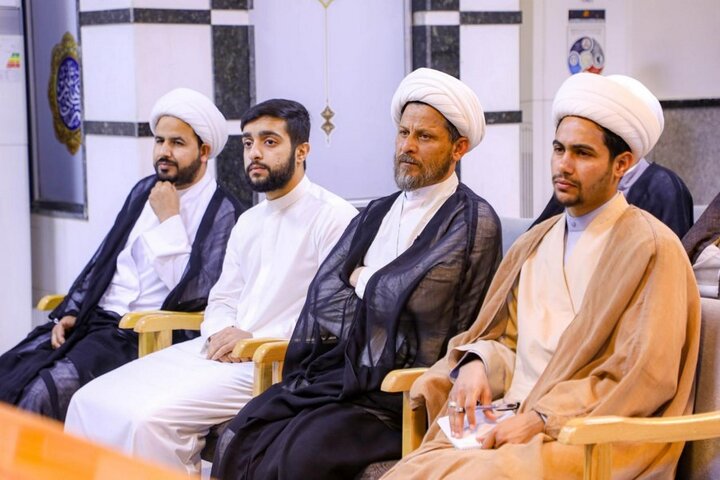 ورشة تطويرية ودورة قرآنية في النجف والديوانية