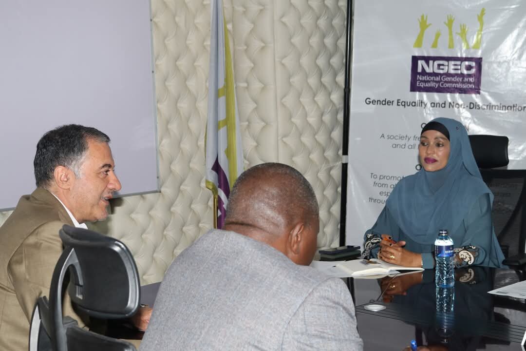 Mshauri wa Utamaduni wa Ubalozi wa Iran, Nairobi Dkt. Ali Pourmarjan amtembelea Mwenyekiti wa Tume ya Kitaifa ya Usawa wa Jinsia ya Kenya Mhe. Rehema