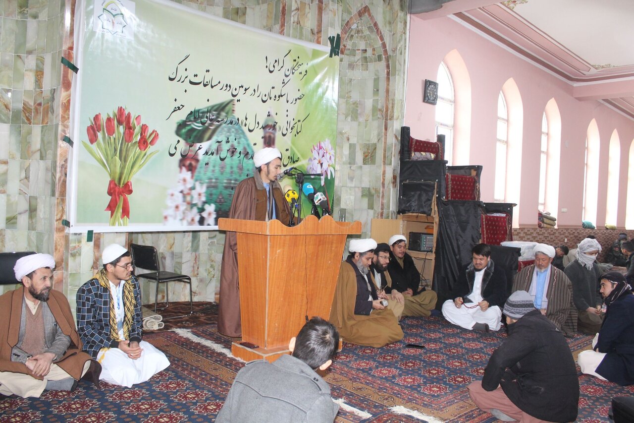 بزرگترین حوزه علمیه شیعی در شمال افغانستان / روزانه ۱۰۰۰ نفر از ۵ ساله تا ۷۰ ساله برای تحصیل در مجتمع عالی امام جعفر صادق(ع) رفت و آمد دارند