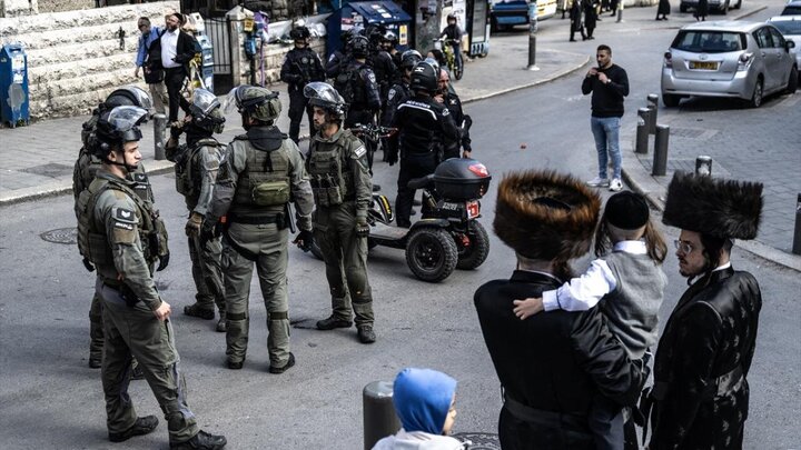Rapora wêneyan |Hêzên ewlehiyê yên Îsraîlê bi cihûyên Haredî re şer dikin