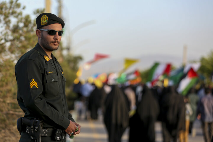 گزارش تصویری | راهپیمایی «انا علی العهد» در طریق المهدی قم
