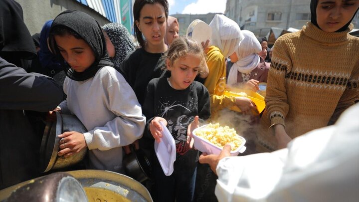 Informe fotográfico | Grave escasez de alimentos en el campamento de refugiados de Nuseirat