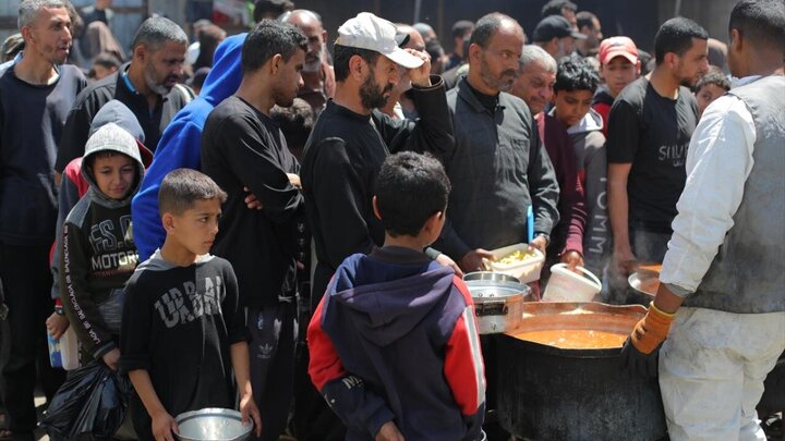 Informe fotográfico | Grave escasez de alimentos en el campamento de refugiados de Nuseirat