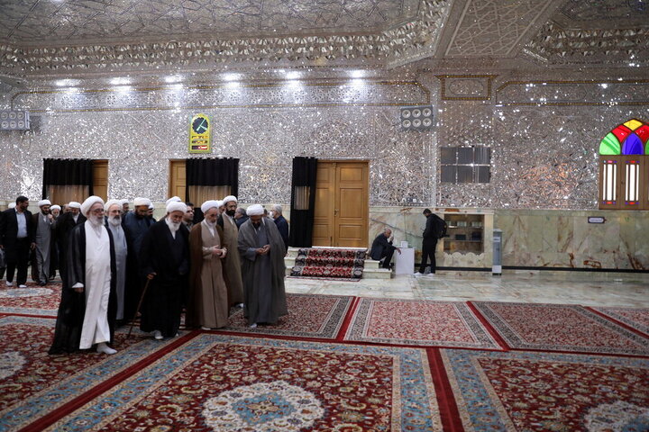 حضور آیت‌الله اعرافی در حرم حضرت عبدالعظیم