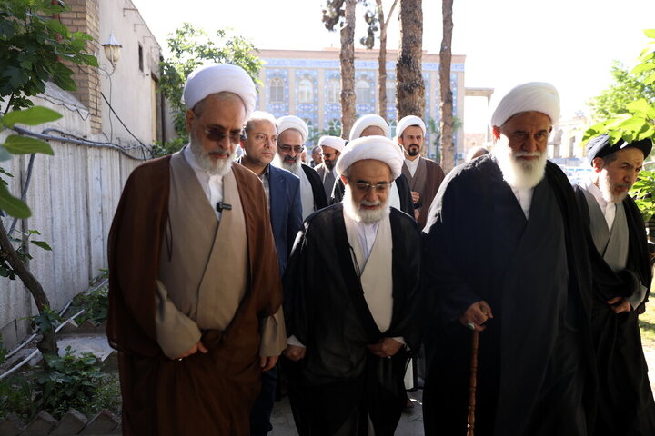 حضور آیت‌الله اعرافی در حرم حضرت عبدالعظیم