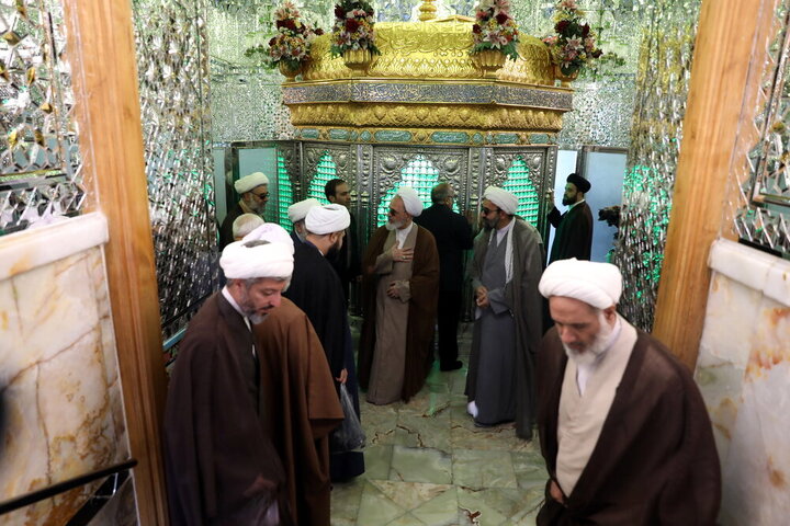حضور آیت‌الله اعرافی در حرم حضرت عبدالعظیم