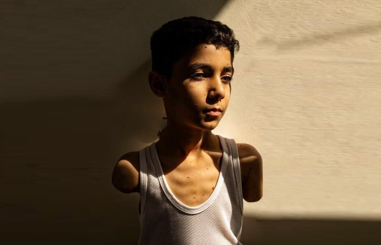 واکنش شاعرانه «میلاد عرفان‌پور» به تصویر کودک فلسطینی
