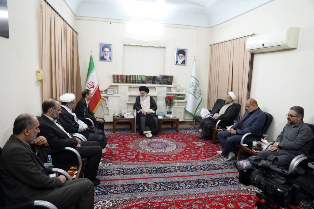 آیتالله حسینی بوشهری: قم یک شهر عادی نیست، حرم اهلبیت(ع) است