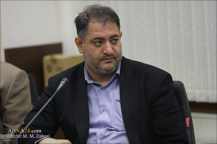 تقرير مصور/ الأمين العام للمجمع العالمي لأهل البيت (ع) يكرّم الممثل السابق لقائد الثورة الاسلامية بالهند