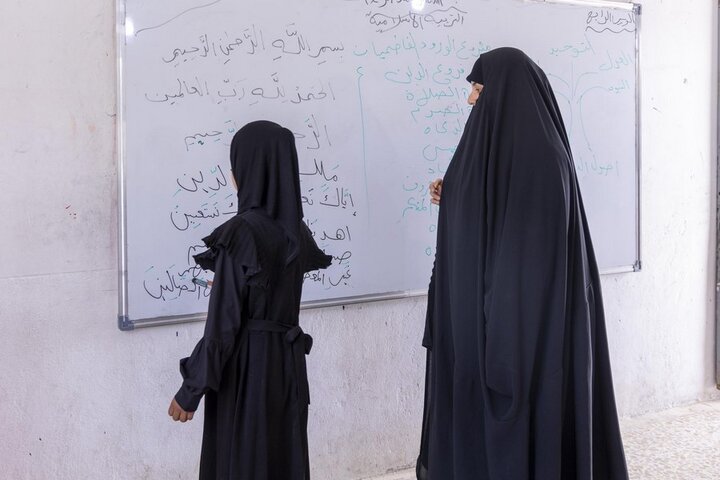 تقديم محاضرات إرشادية لعدد من مدارس كربلاء المشاركة في حفل التكليف الشرعي