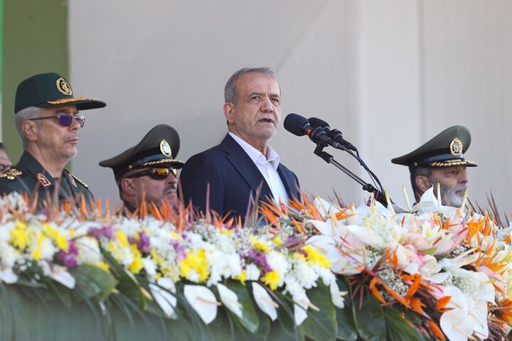 رژه تهران