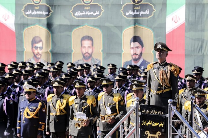 رژه تهران