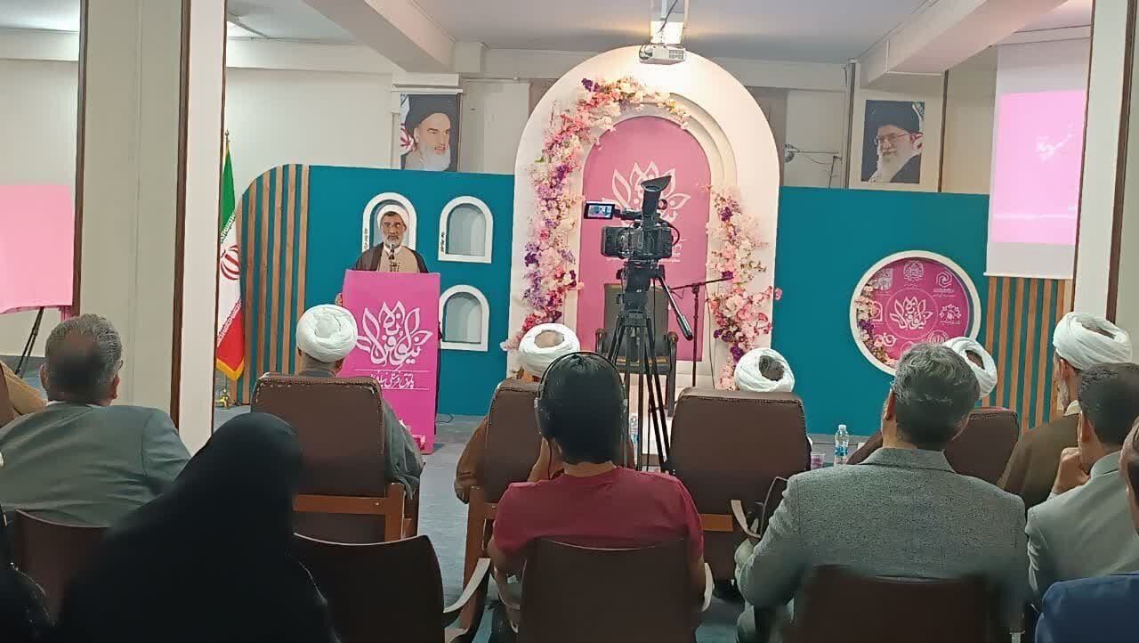 دبیرشورای عالی انقلاب فرهنگی: طرح فرهنگی نیلوفرانه میتواند الگویی برای تمامی کشور باشد