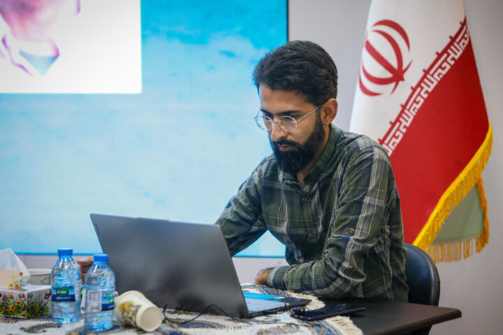 وبینار تخصصی بازاندیشی در مفهوم زیارت در دنیای سیال