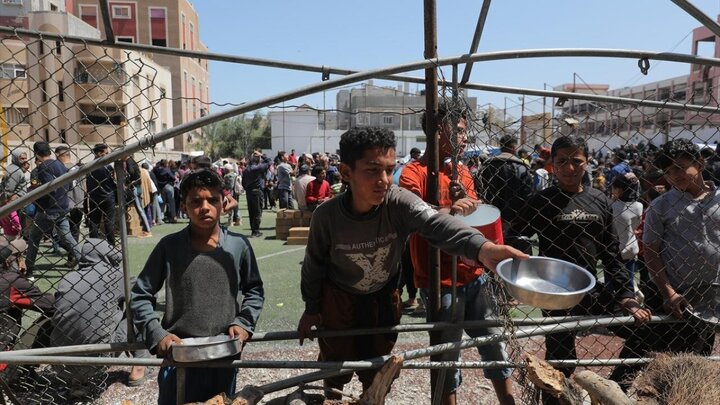 Informe fotográfico | La grave escasez de alimentos en el campamento de refugiados de Al-Nuseirat