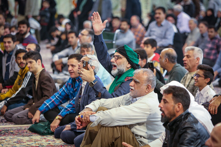 گزارش تصویری | برگزاری شب شعر انقلاب در آستان قدس رضوی(ع)