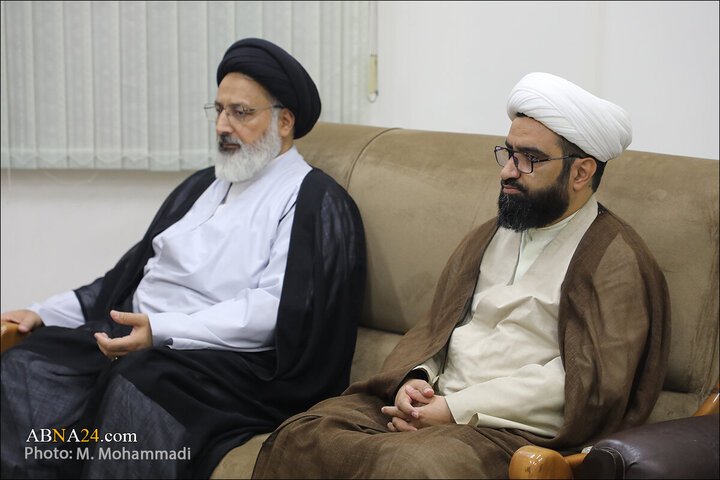Photos: Public Relations Director of Seminary Management Center meets with Ayatollah Ramazani
