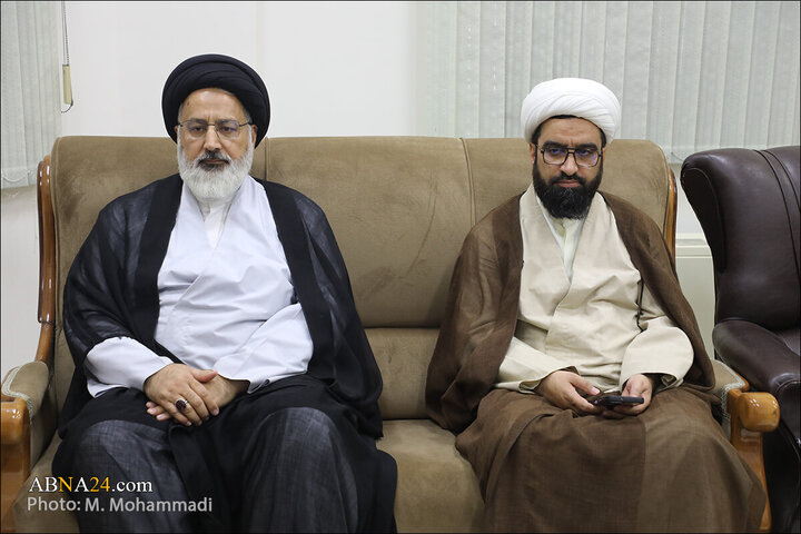 Photos: Public Relations Director of Seminary Management Center meets with Ayatollah Ramazani