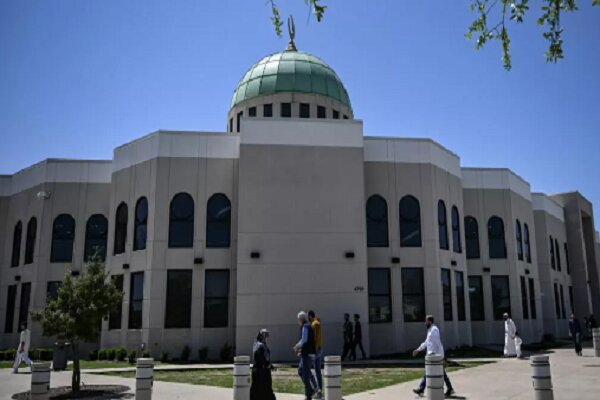 Muslim housing project in Texas sparks heated debate and scrutiny